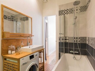 Apartment Lyon  8