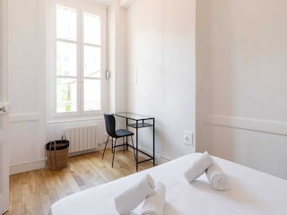Apartment Lyon Features 8