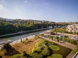 Apartment Lyon Environment 14