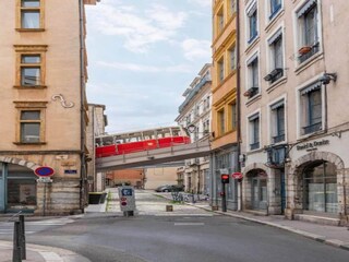 Apartment Lyon Environment 14
