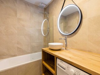 Apartment Lyon  8