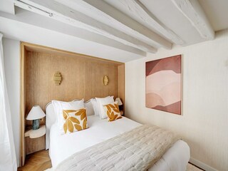 Apartment Paris  8