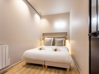 Apartment Paris  8