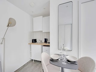 Apartment Paris  17