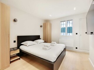 Apartment Paris  4