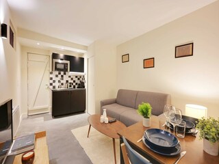 Apartment Paris  8