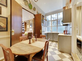 Apartment Paris  8