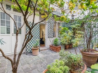 Apartment Paris  8