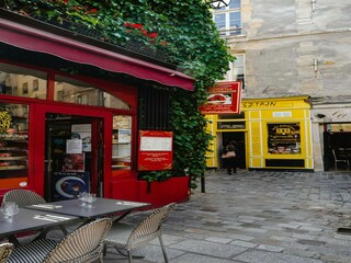Apartment Paris  8