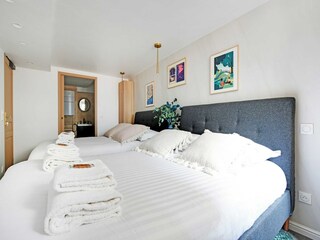 Apartment Paris  18