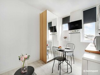 Apartment Paris  8