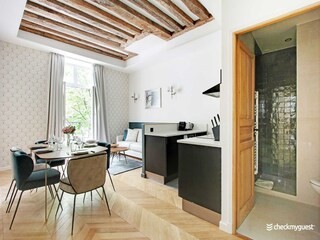 Apartment Paris  5