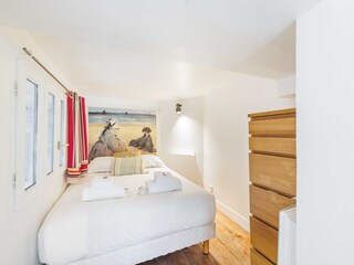 Apartment Paris  4