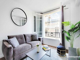 Apartment Paris  8