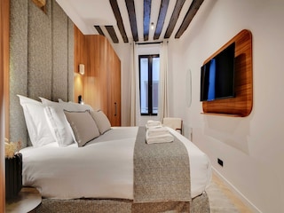 Apartment Paris  5