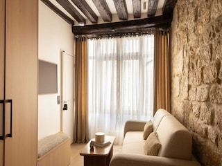 Apartment Paris Features 2