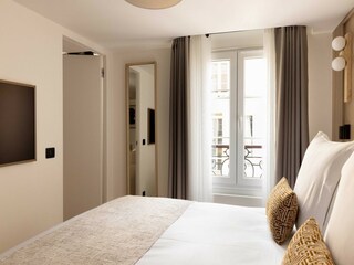 Apartment Paris  17