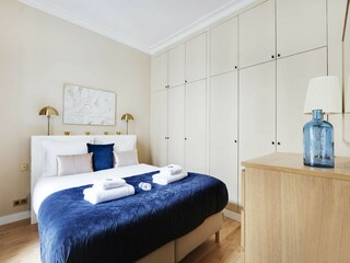 Apartment Paris  8