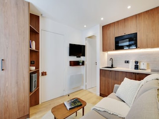 Apartment Paris  8