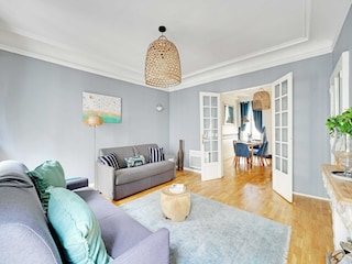 Apartment Paris  8