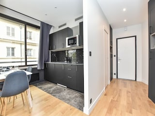 Apartment Paris  8