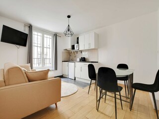 Apartment Paris  8
