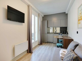 Apartment Paris  8