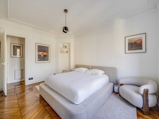 Apartment Paris  8