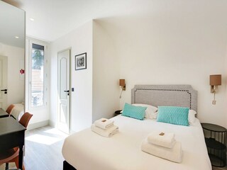 Apartment Paris  3