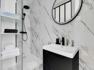 Apartment Paris  4