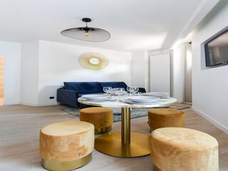 Apartment Paris  8