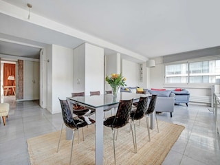 Apartment Paris  8