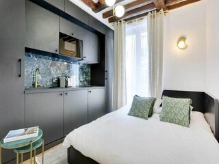 Apartment Paris  8