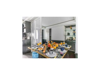 Apartment Paris  8