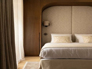 Apartment Paris  83