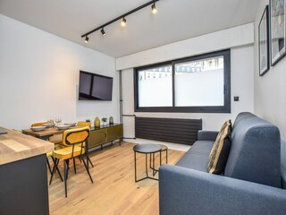 Apartment Paris  8