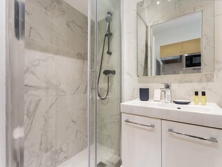 Apartment Paris  8