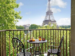 Apartment Paris  8