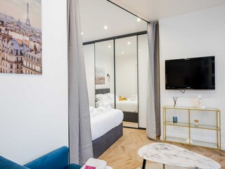 Apartment Paris  8