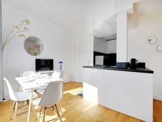 Apartment Paris  4