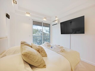 Apartment Paris Features 9