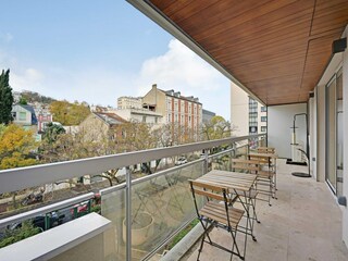 Apartment Paris Outdoor Recording 2