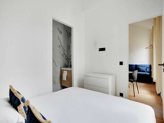 Apartment Paris  32