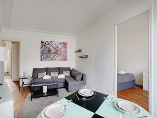 Apartment Paris  8