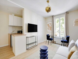 Apartment Paris  8
