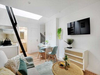 Apartment Paris  8
