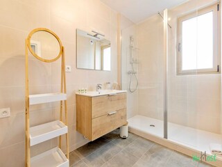Apartment Noisy-le-Grand  5