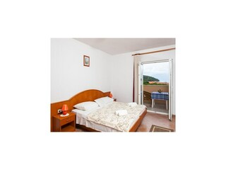 Apartment Suđurađ Features 9