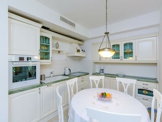 Villa Mlini Kenmerken 11