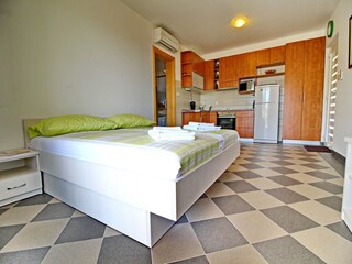 Apartment Drace Features 5